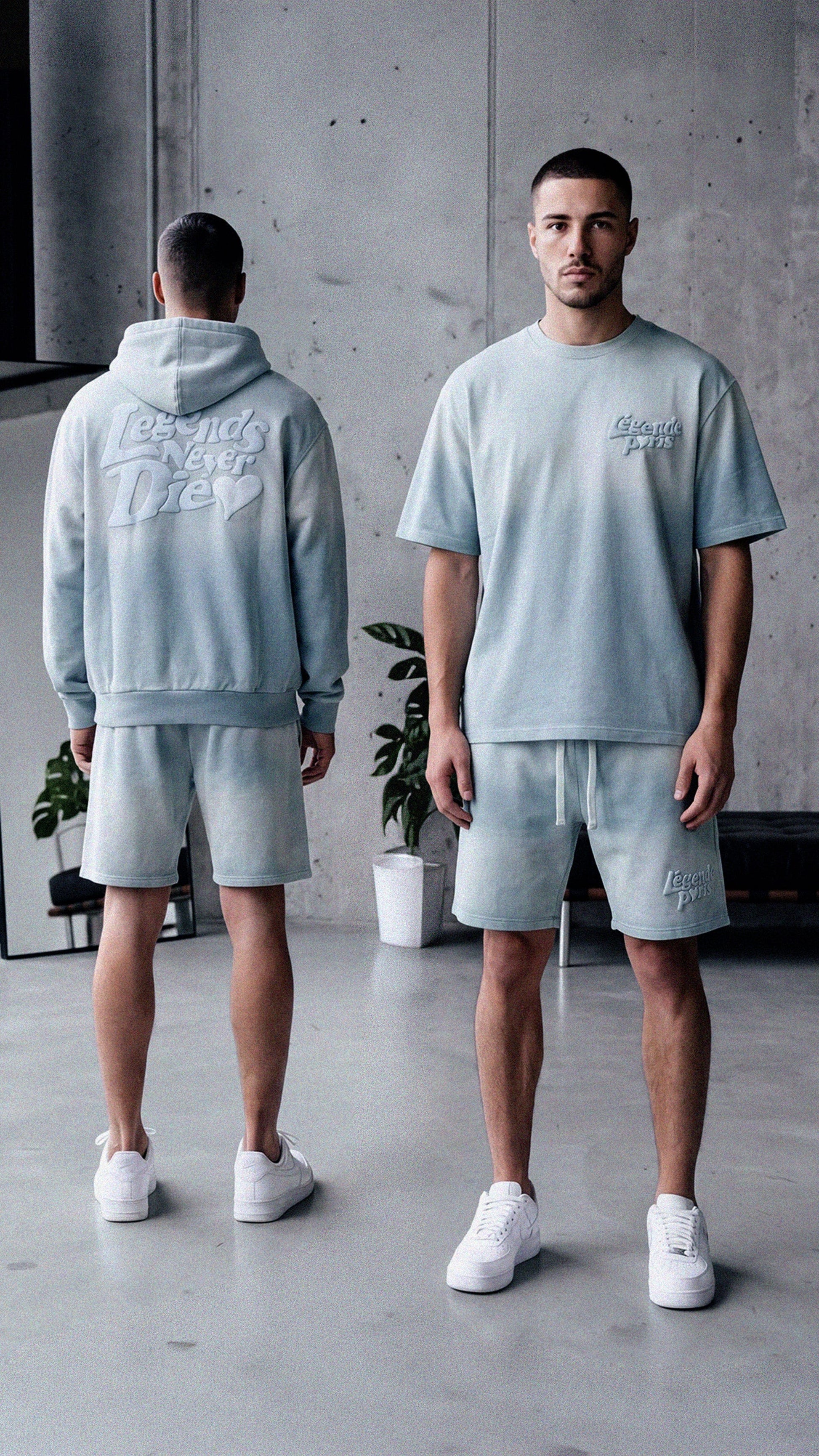 Legende Paris LND GRADIENT HOOD - ICY BLUE — XS — Alternate View 8