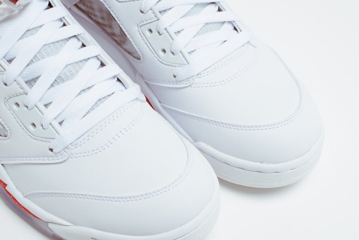 AIR JORDAN 5 RETRO SUPREME "SUPREME" WHITE — UK 3 | EU 35.5 | US 3.5 — Top View
