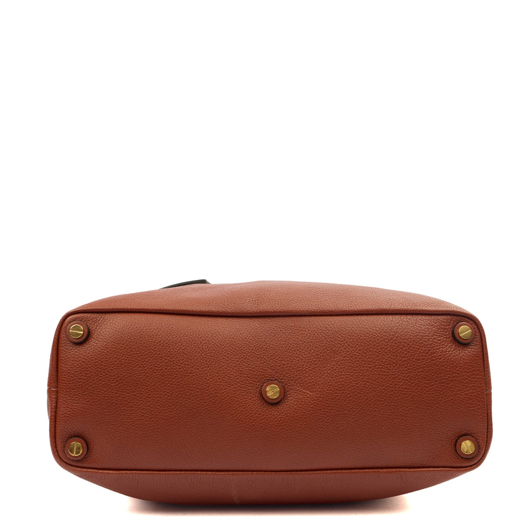 Chloe Tote Daria - Medium in Brown, Leather — Detail View