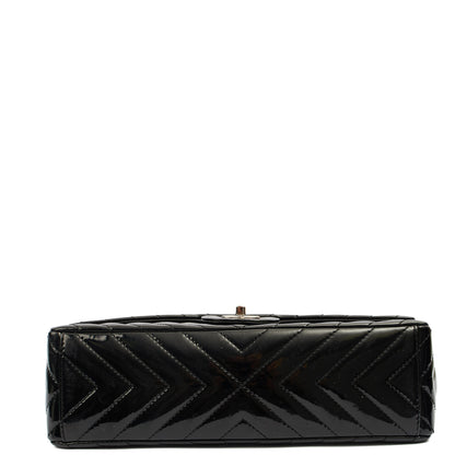 Chanel Shoulder Bag Chevron Flap Bag  in Black, Patent Leather — Alternate View 11