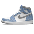 Air Jordan 1 Retro High OG 'Hyper Royal' — UK 3 | EU 35.5 | US 3.5 — Front View