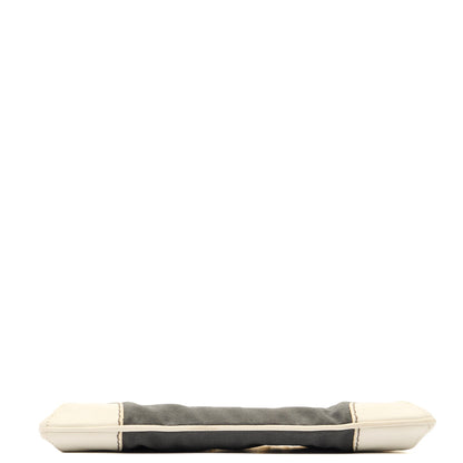 Chanel Shoulder Bag Vintage Shoulder Bag in Grey, Fabric — Top View