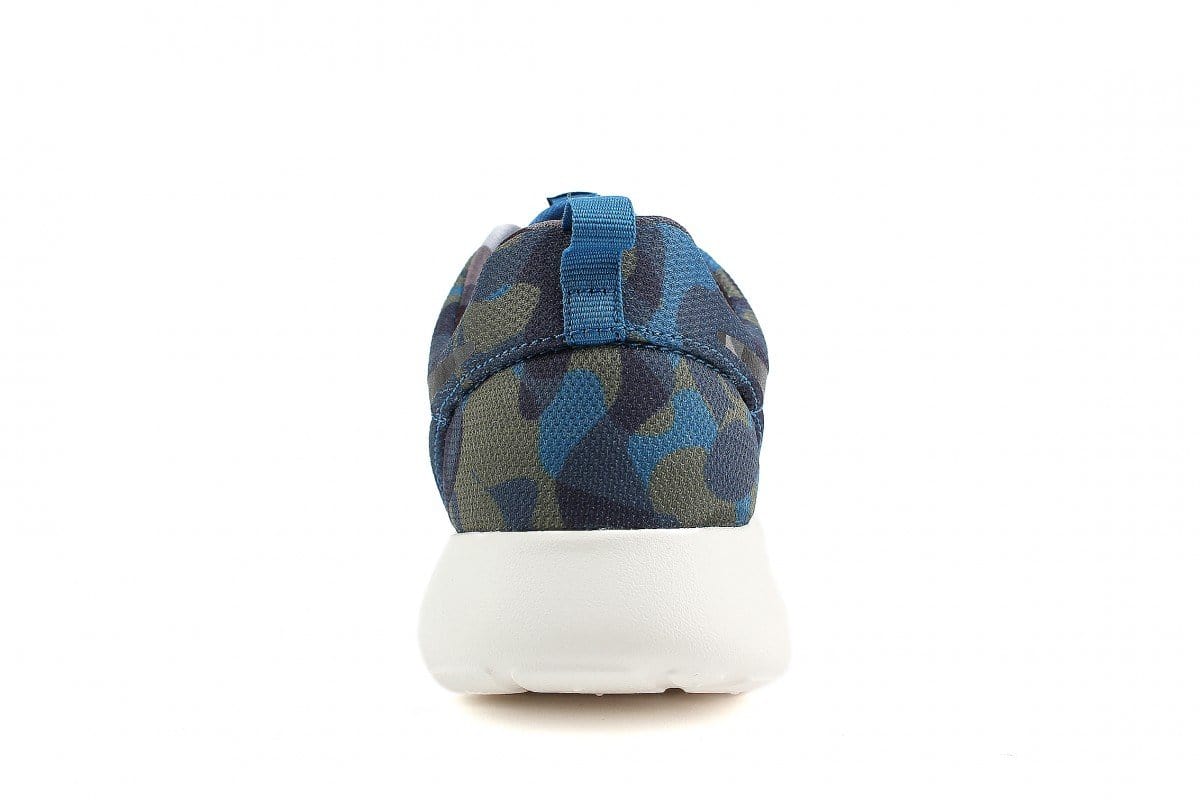 NIKE WMNS ROSHE ONE PRINT — UK 2.5 | EU 35.5 | US 5 — Top View
