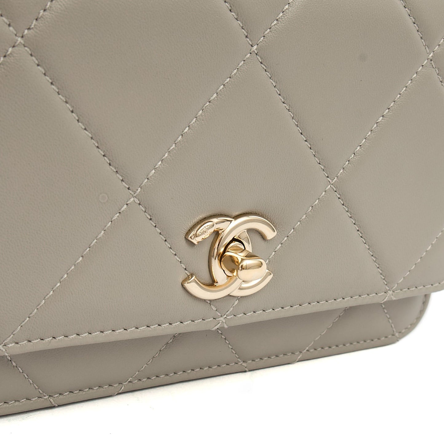 Chanel Cross Body Chanel Trendy Wallet On Chain in Grey, Lambskin Leather — Alternate View 33