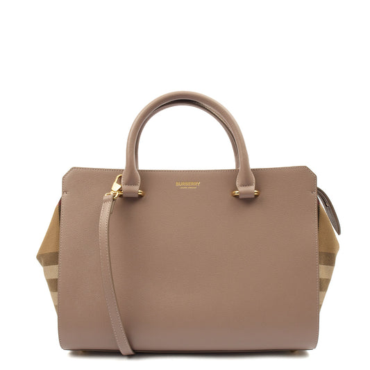 Burberry Tote Banwell Tote in Pink, Leather — Front View