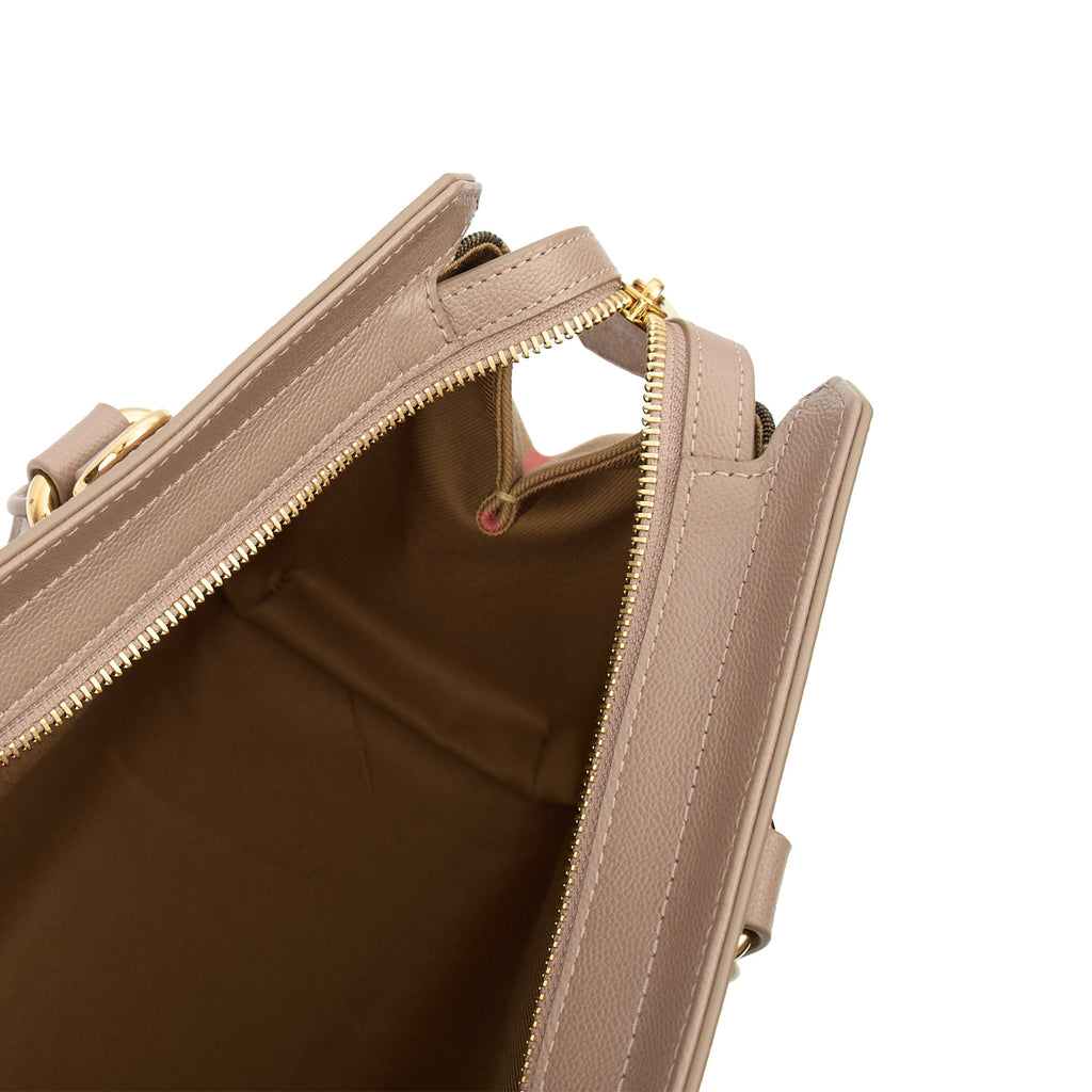 Burberry Tote Banwell Tote in Pink, Leather — Lifestyle View