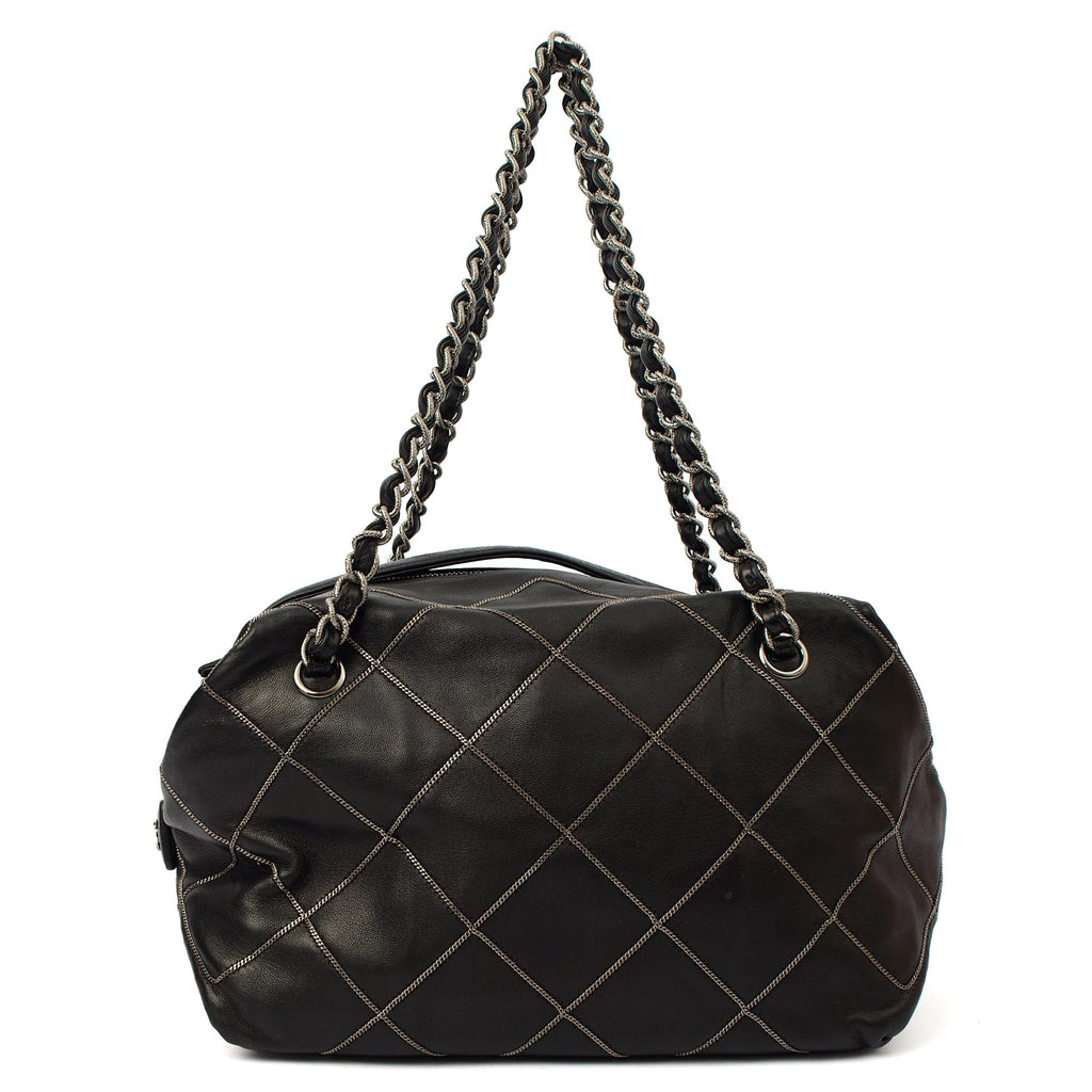 Chanel Shoulder Bag Bowler in Black, Lambskin Leather — Detail View