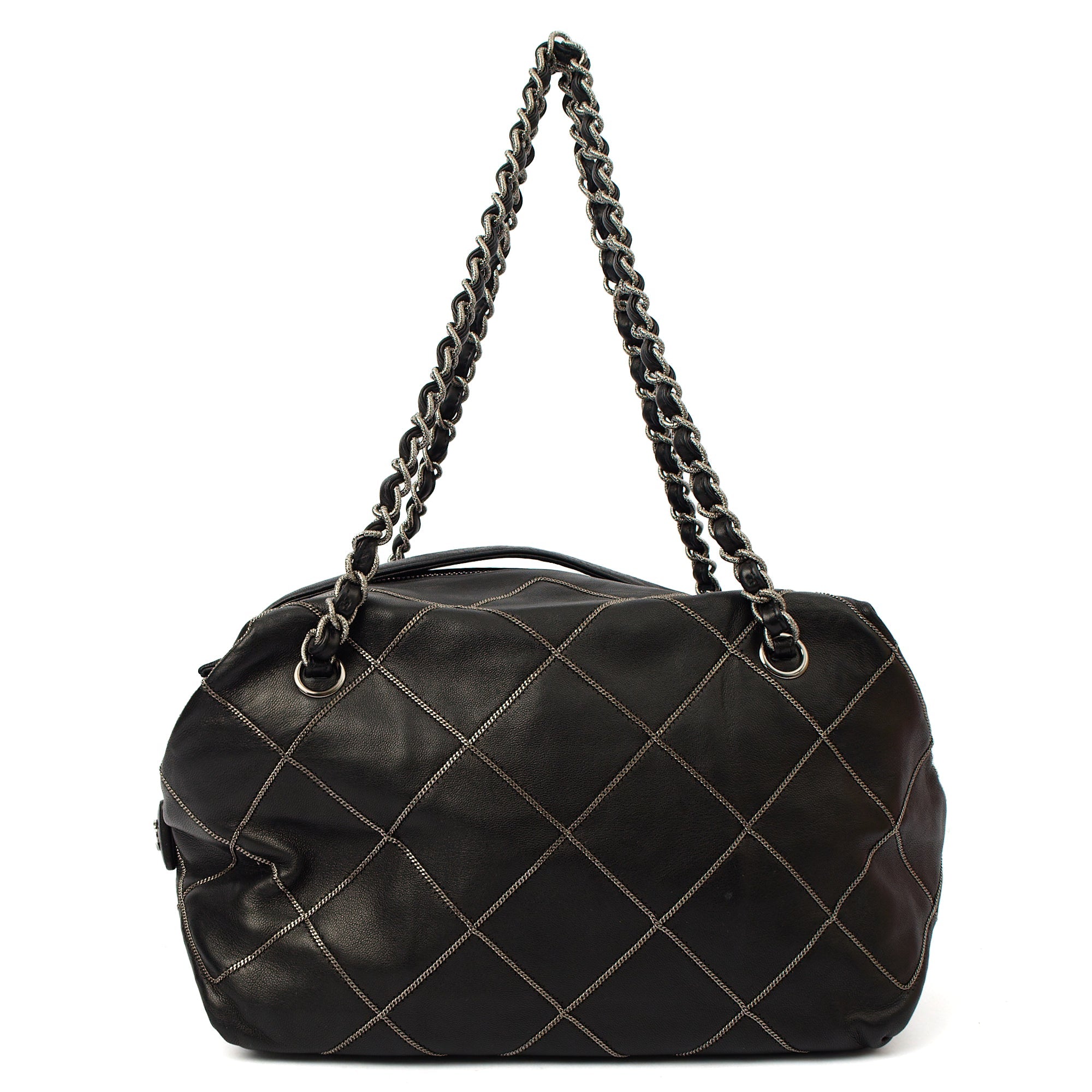 Chanel Shoulder Bag Bowler in Black, Lambskin Leather — Detail View