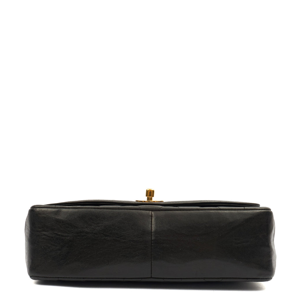 Chanel Shoulder Bag Diana - Medium in Black, Lambskin Leather — Detail View