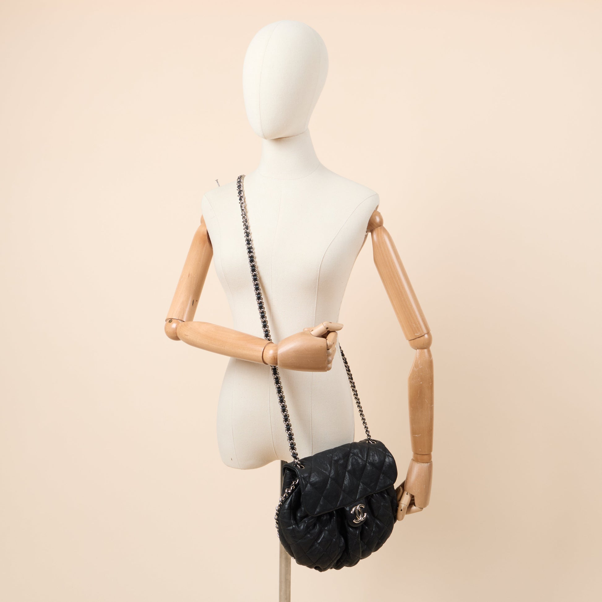 Chanel Shoulder Bag Chain Around Flap in Black, Calfskin Leather — Side View
