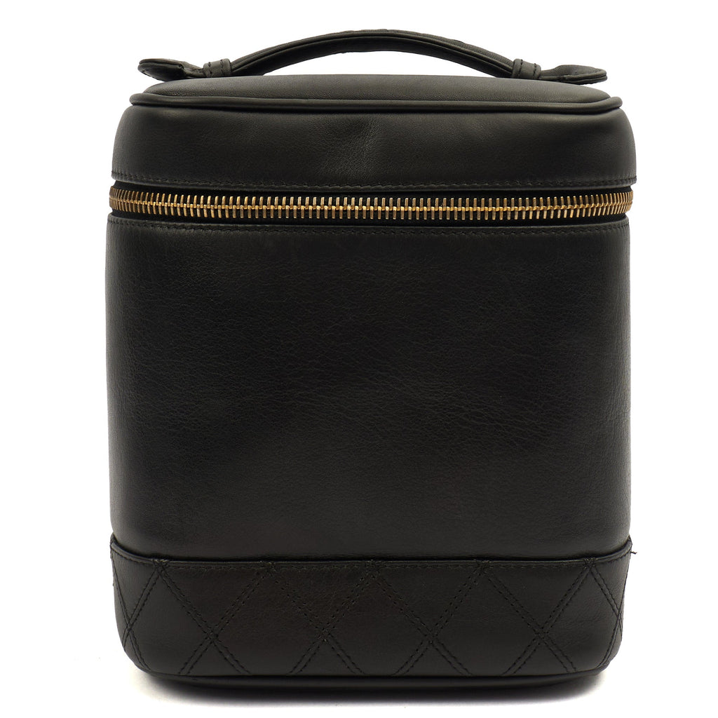 Chanel Cosmetic Bag Vanity Case in Black, Caviar Leather — Front View