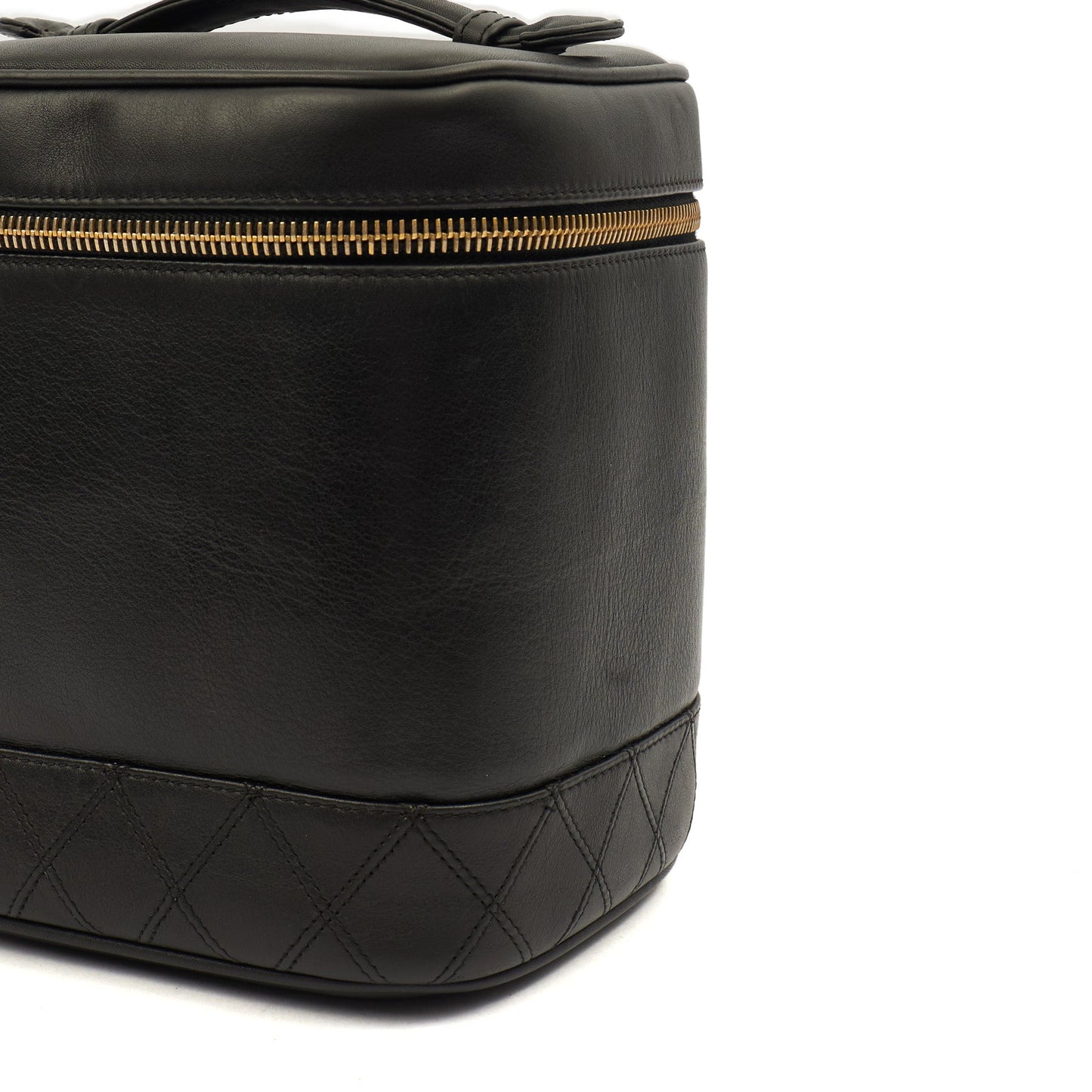 Chanel Cosmetic Bag Vanity Case in Black, Caviar Leather — Alternate View 14