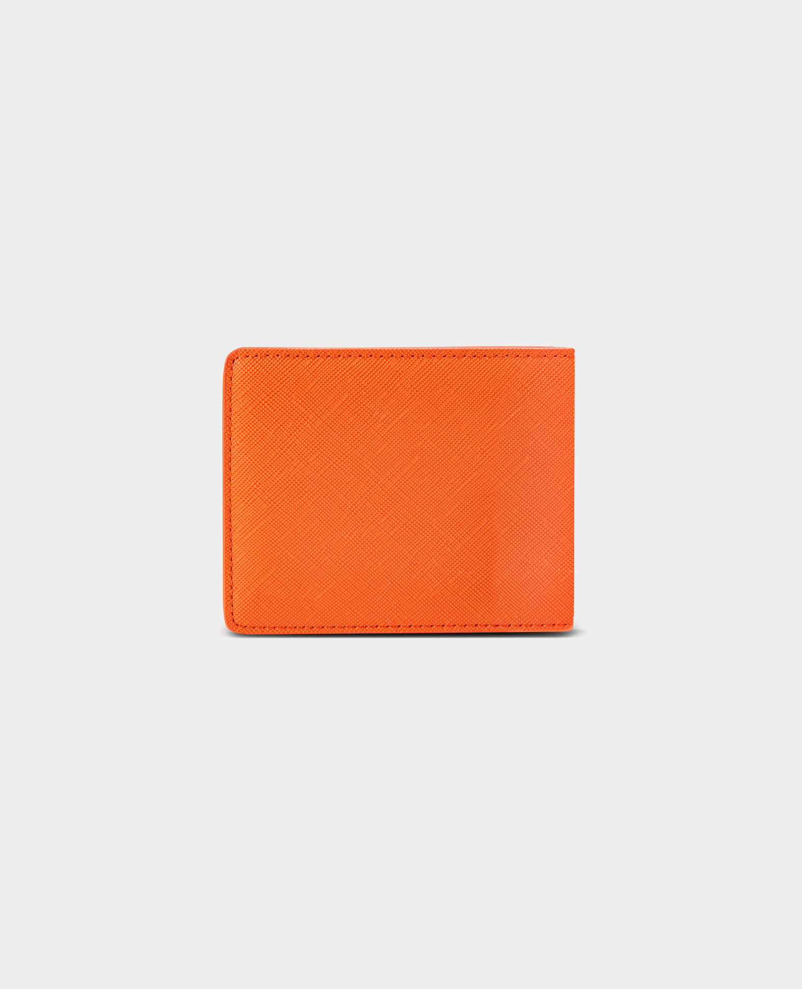 Formes Classic Wallet Magna — Lifestyle View