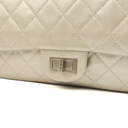 Chanel Shoulder Bag 2.55 Reissue - Maxi in Metallic, Leather — Alternate View 8