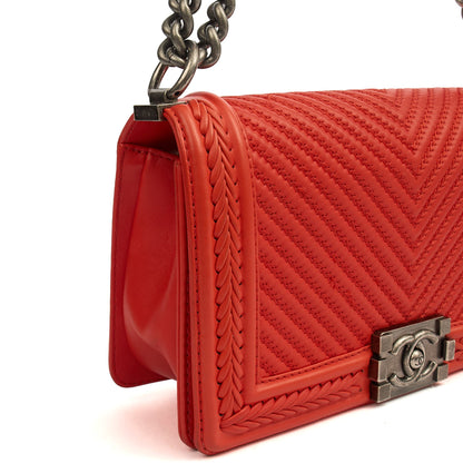 Chanel Cross Body Boy - Medium in Red, Calfskin Leather — Alternate View 27