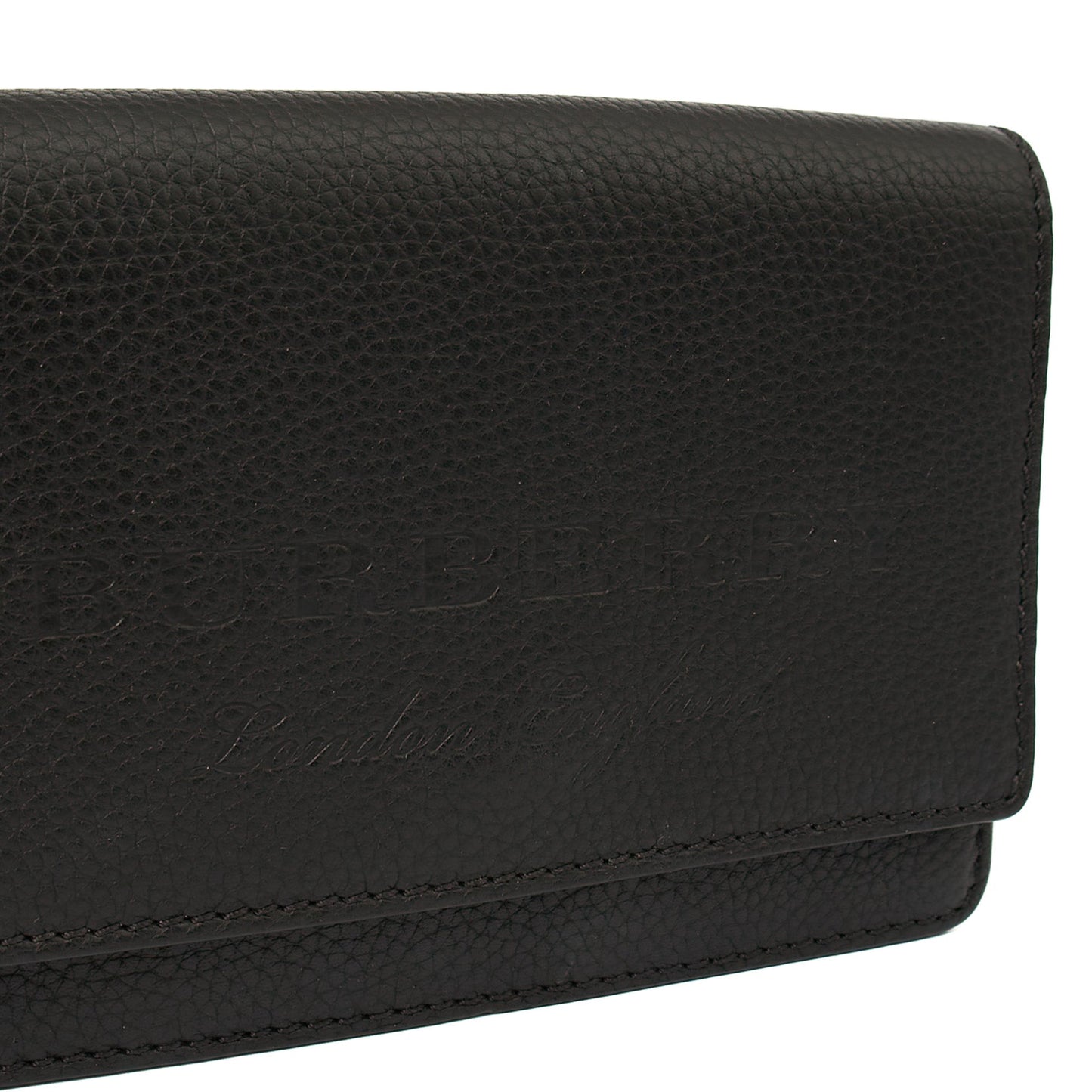 Burberry Cross Body Wallet On Chain in Black, Leather — Lifestyle View