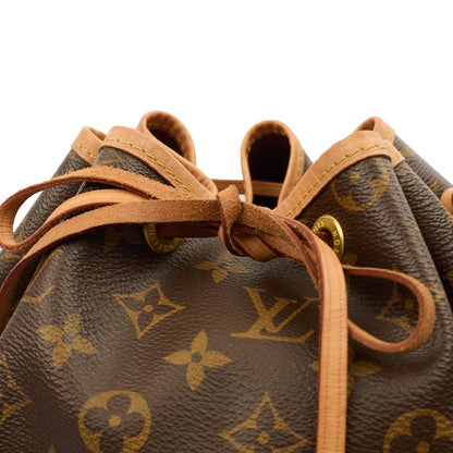 Louis Vuitton Shoulder Bag Noe in Monogram, Leather — Alternate View 18