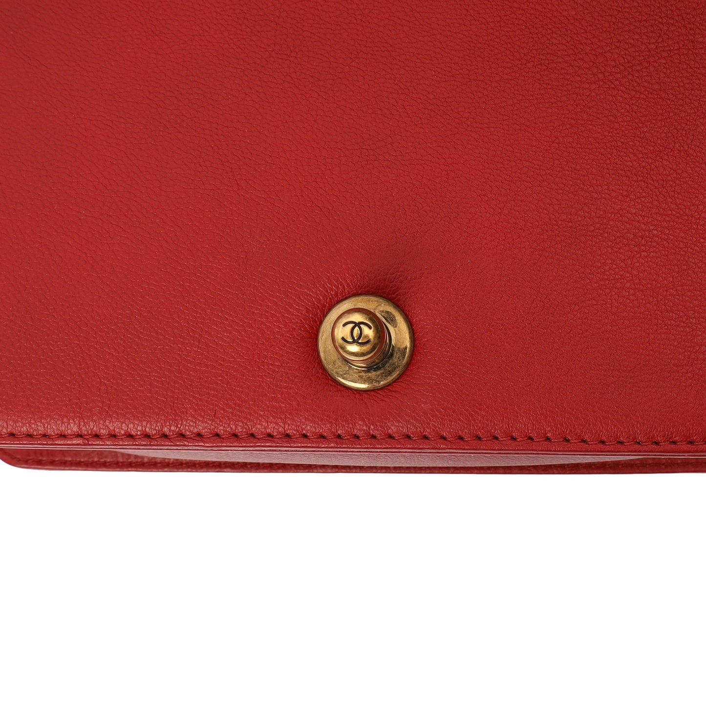 Chanel Shoulder Bag Boy - Small in Red, Calfskin Leather — Alternate View 9