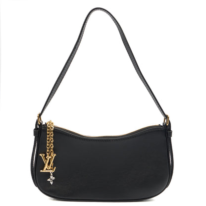 Louis Vuitton Shoulder Bag Bloom Pochette in Black, Leather — Front View