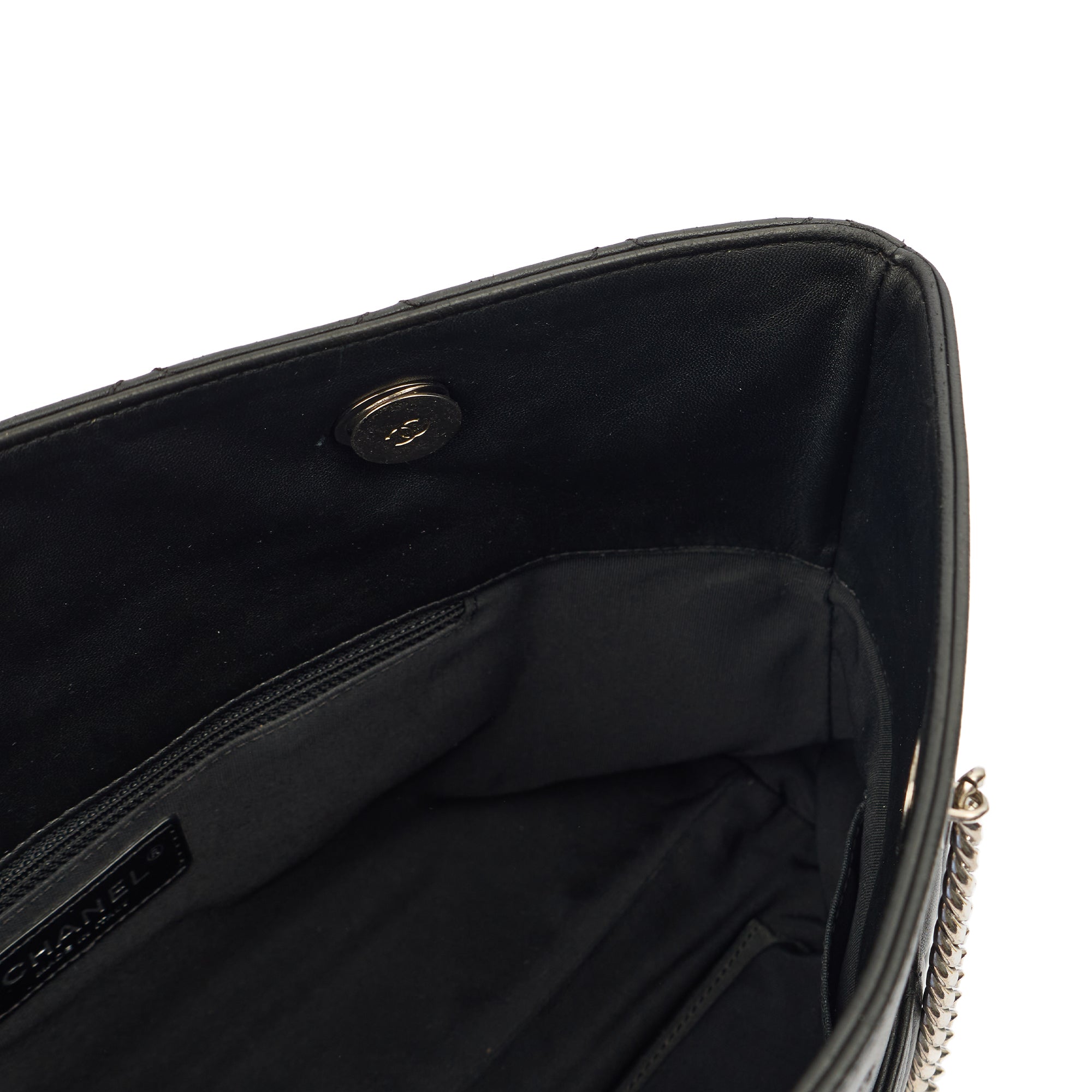 Chanel Tote Tote in Black, Lambskin Leather — Alternate View 10
