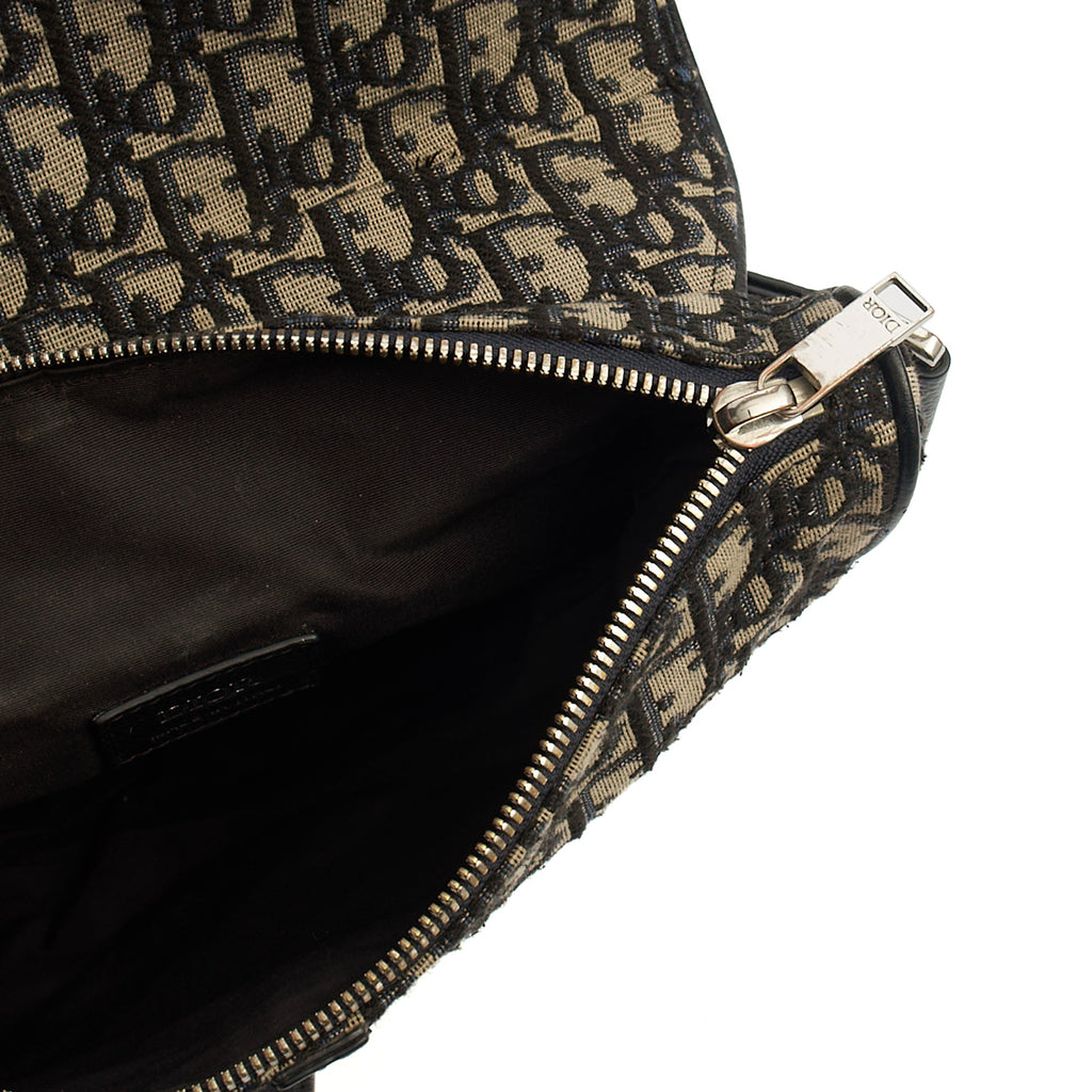 Christian Dior Cross Body Homme - Saddle Bag in Blue, Dior Oblique Embroidery — Detail View
