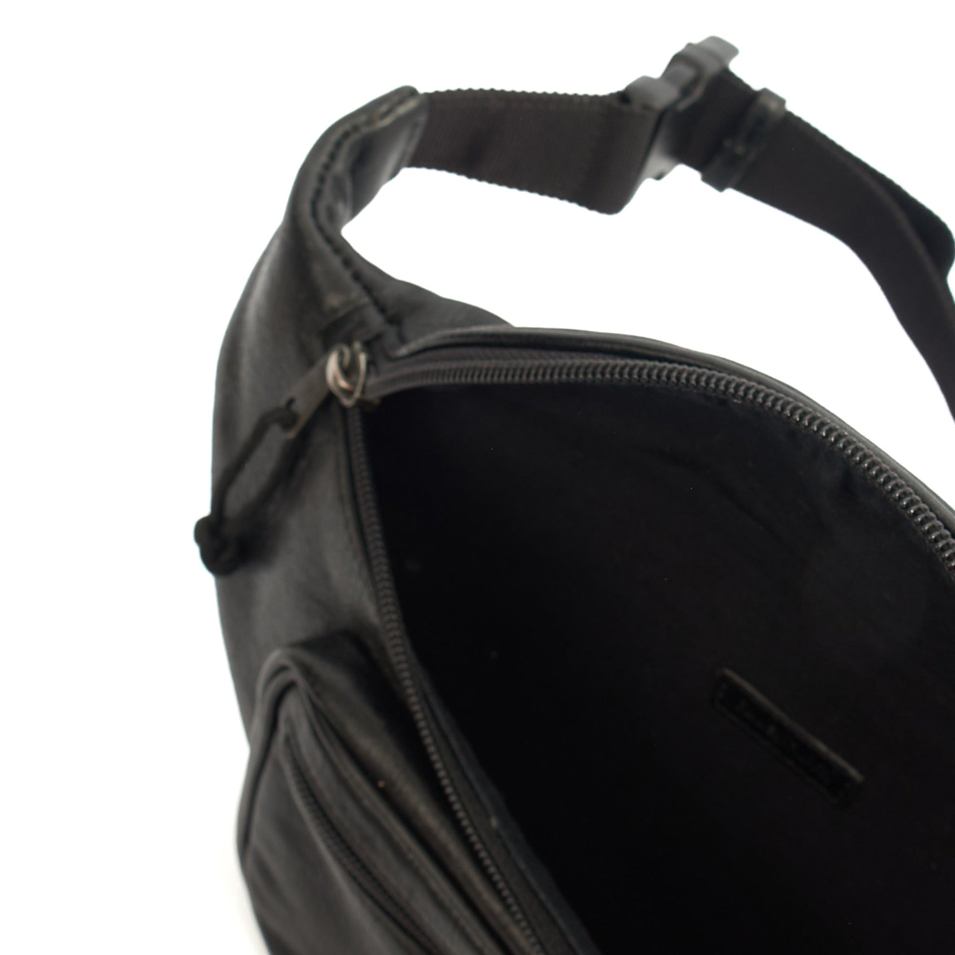 Balenciaga Cross Body Crossbody in Black, Veau (Calfskin) — Alternate View 17