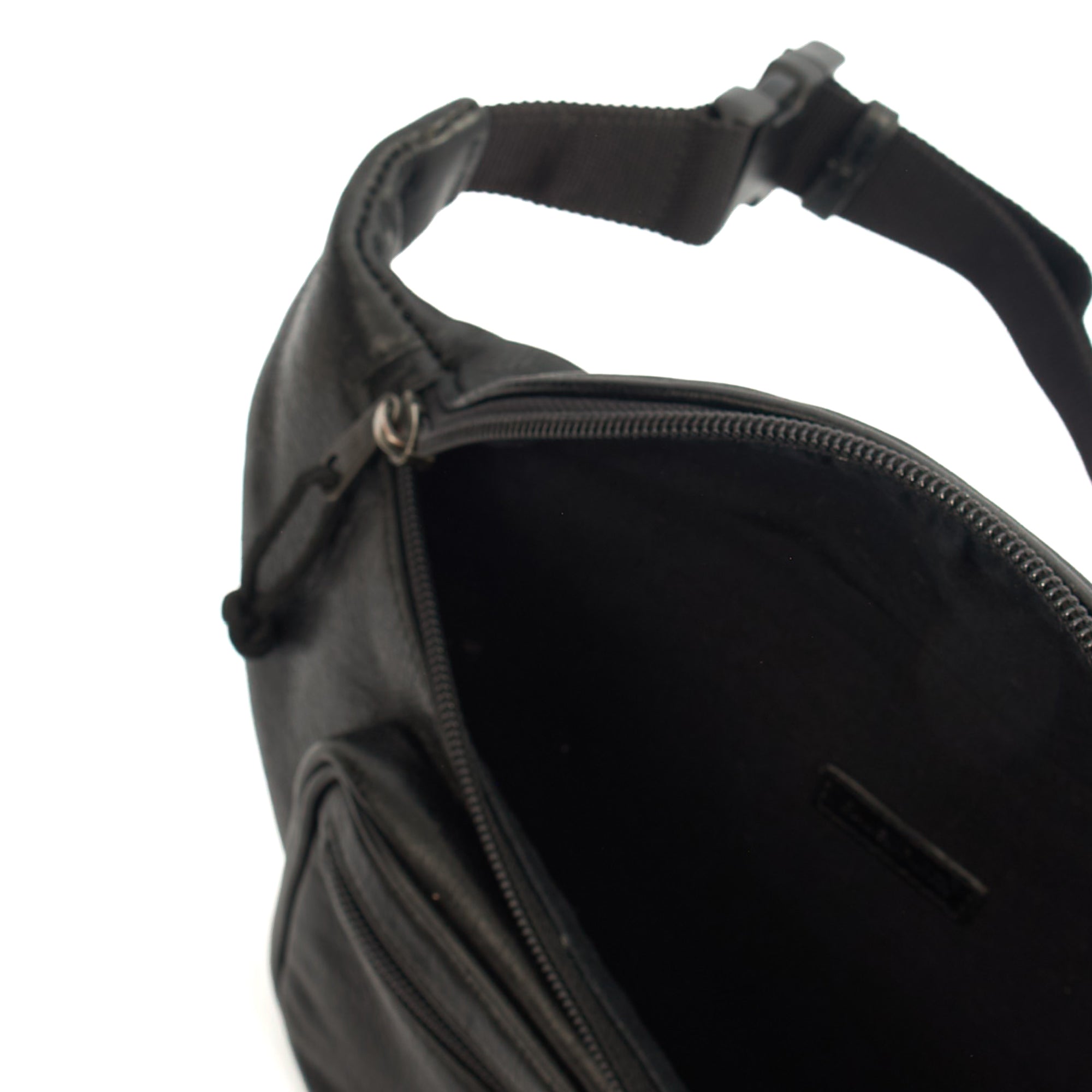 Balenciaga Cross Body Crossbody in Black, Veau (Calfskin) — Alternate View 17
