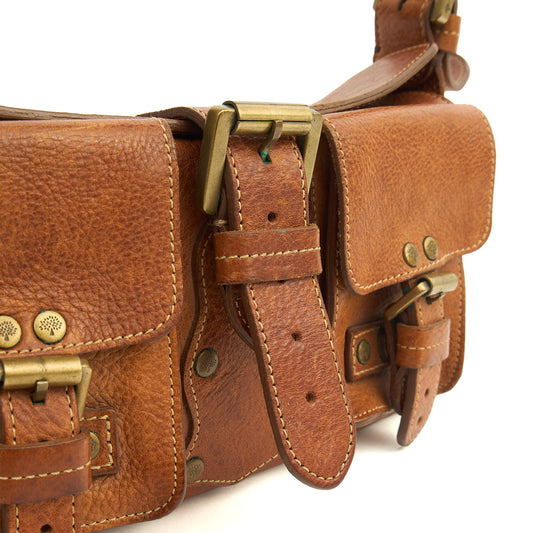 Mulberry Shoulder Bag Blenheim in Oak, Calfskin Leather — Side View