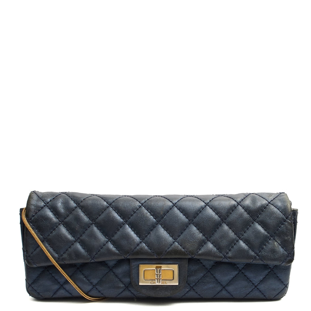 Chanel Shoulder Bag 2.55 Reissue East West Clutch in Blue, Crinkled Calfskin Leather — Front View