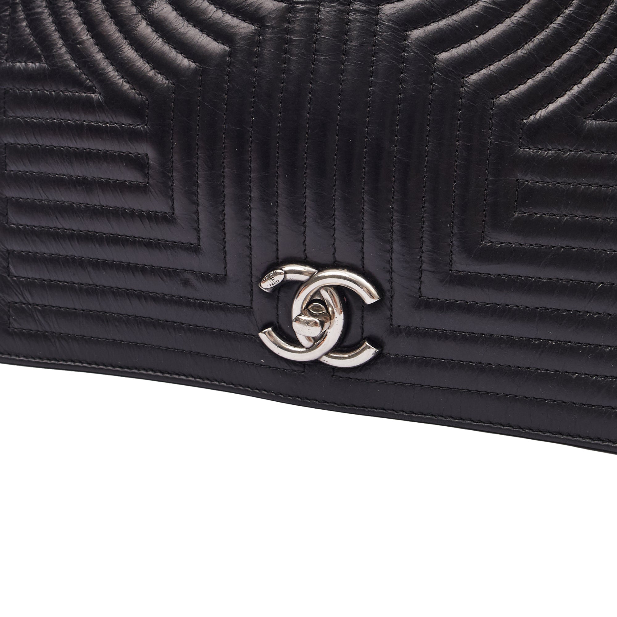 Chanel Shoulder Bag Flap Bag in Black, Calfskin Leather — Alternate View 16