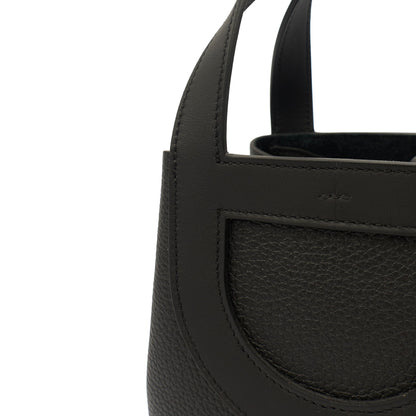 Hermes In The Loop - 18 in Black, Clemence Leather — Alternate View 8