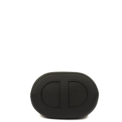 Hermes In The Loop - 18 in Black, Clemence Leather — Detail View
