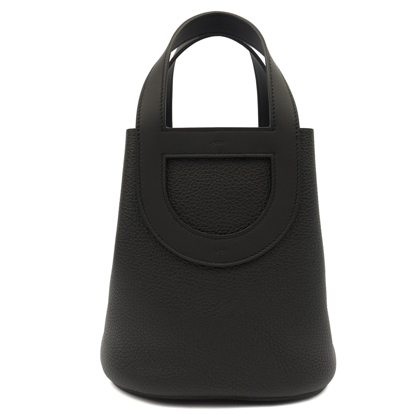 Hermes In The Loop - 18 in Black, Clemence Leather — Front View