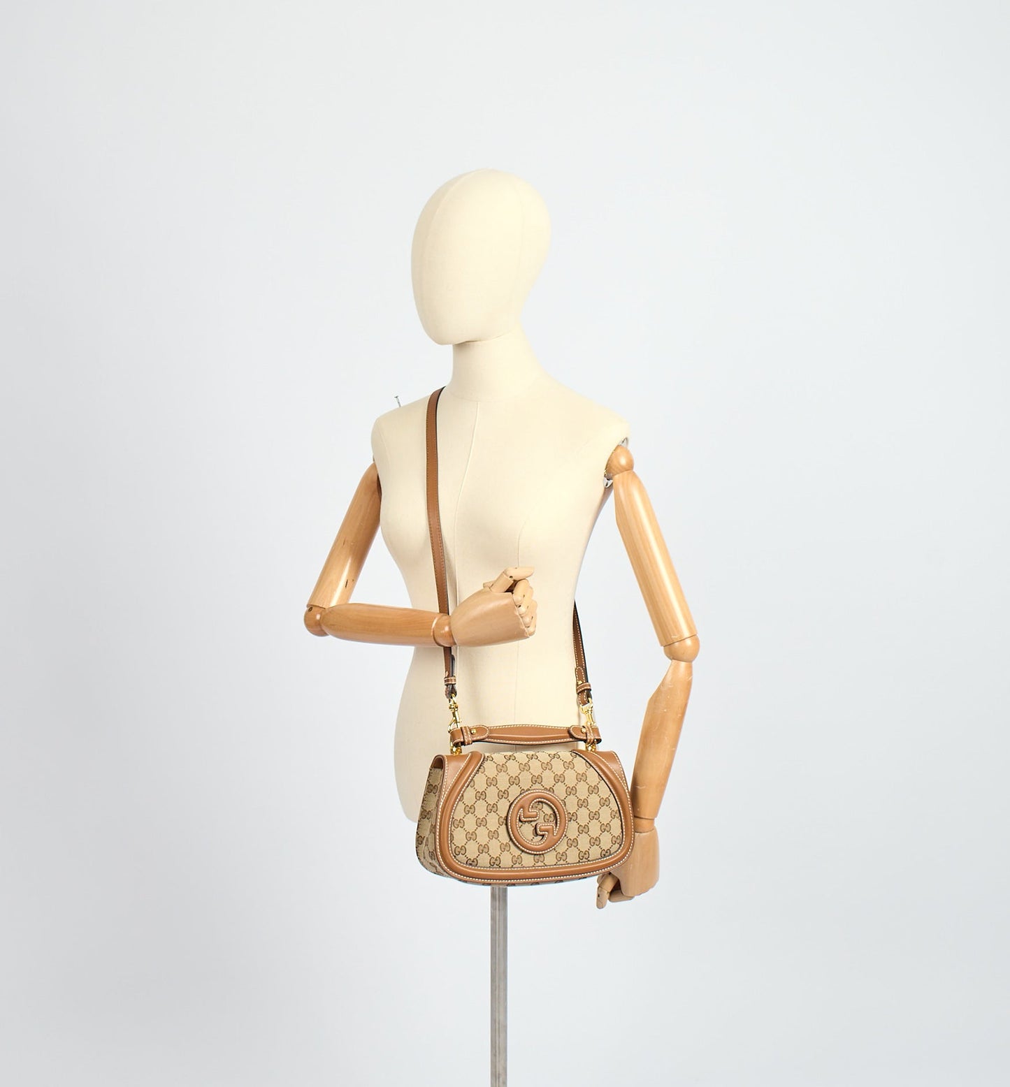 Gucci Shoulder Bag Blondie Shoulder Bag in Brown, Fabric — Lifestyle View