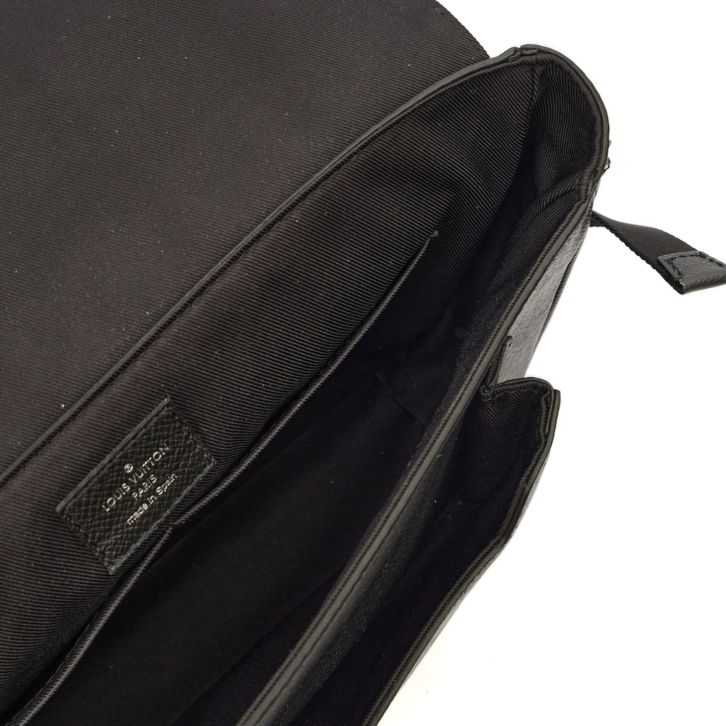 Louis Vuitton Satchel Outdoor Messenger in Monogram Eclipse, Canvas — Detail View