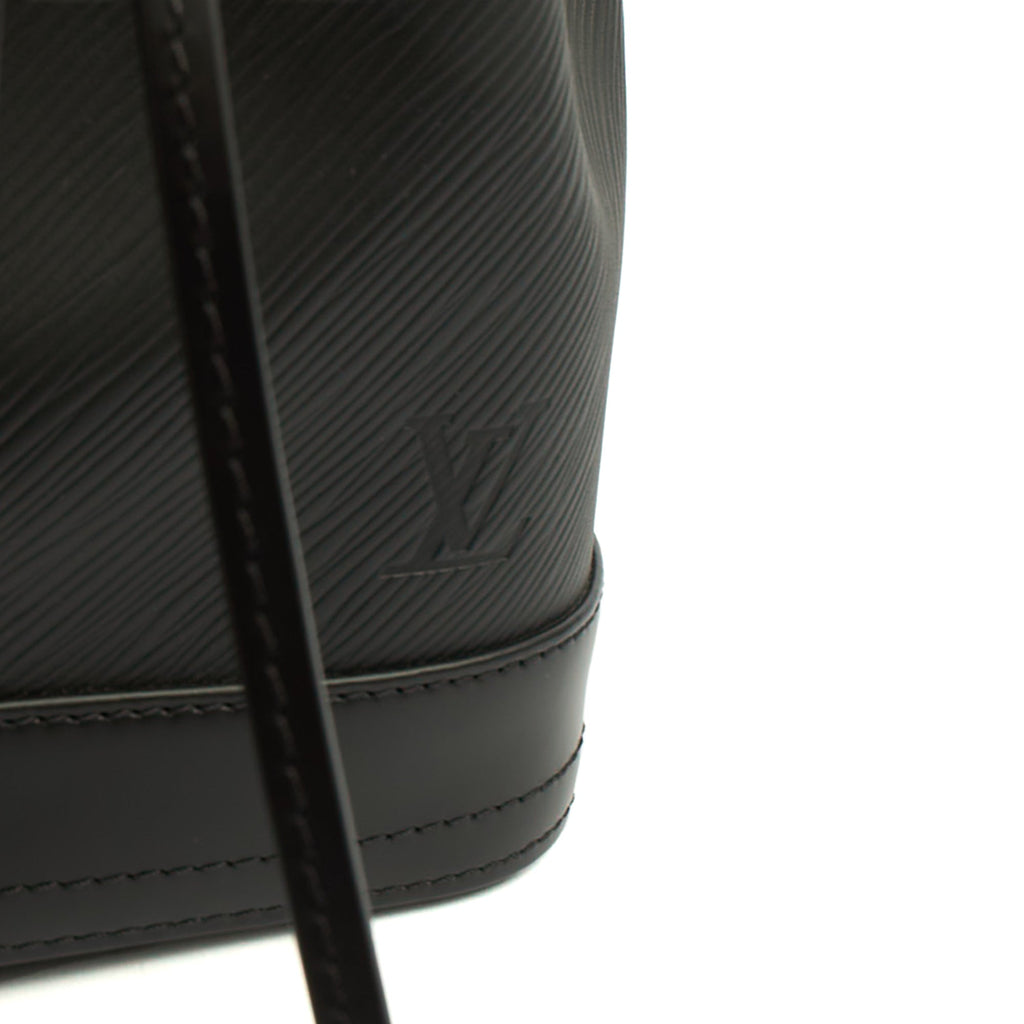 Louis Vuitton Bucket Bag Noe BB in Black, Epi Leather — Alternate View 13