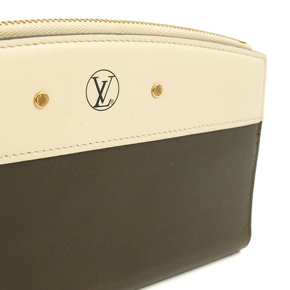 Louis Vuitton Purse Steamer Wearable Wallet in Khaki, Canvas — Lifestyle View
