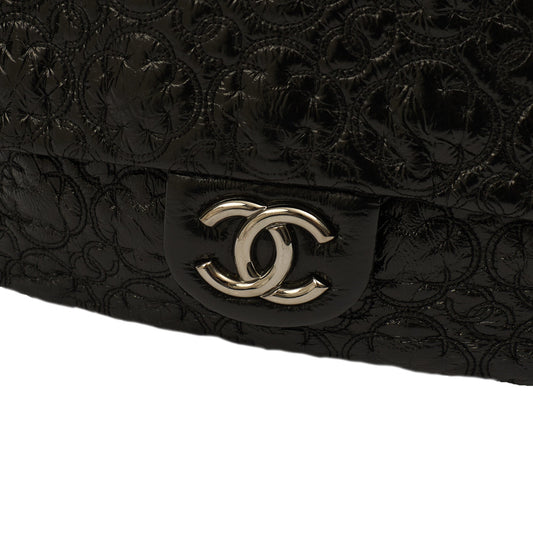Chanel Shoulder Bag Flap Bag in Black, Leather — Side View