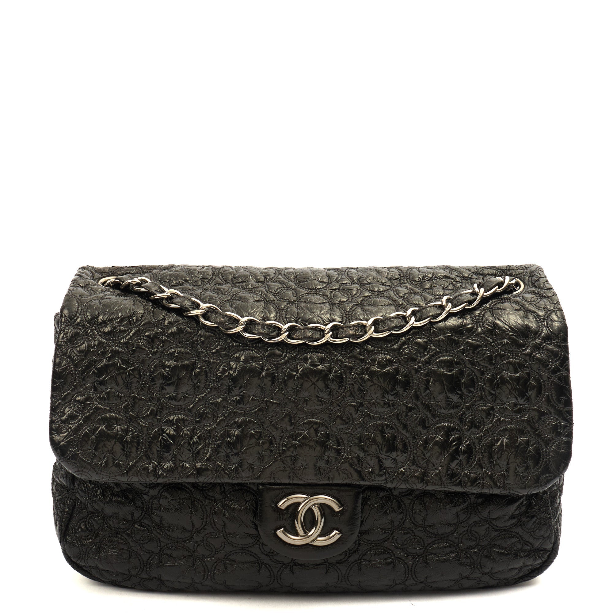Chanel Shoulder Bag Flap Bag in Black, Leather — Front View
