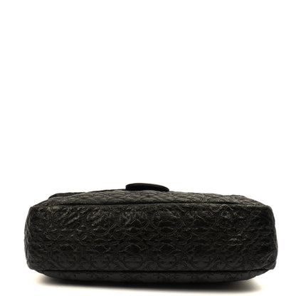 Chanel Shoulder Bag Flap Bag in Black, Leather — Detail View