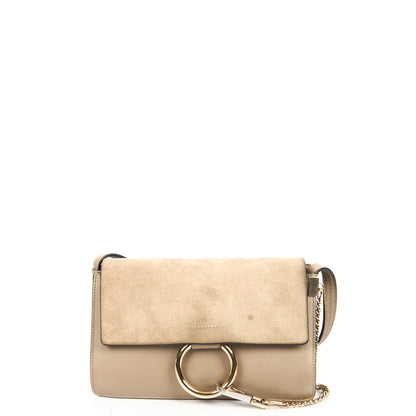 Chloe Cross Body Faye - Wallet on Strap in Motty Grey, Calfskin Leather — Front View