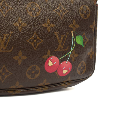 Louis Vuitton Shoulder Bag Pochette Accessoires in Monogram, Canvas — Alternate View 21