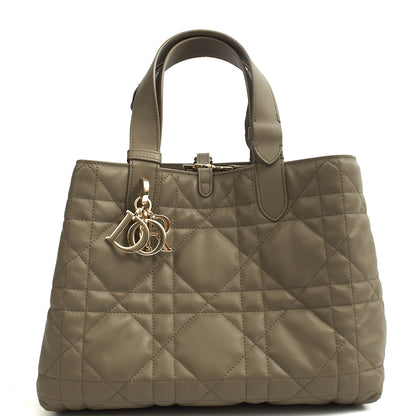 Christian Dior Tote Toujours - Medium in Green, Leather — Alternate View 8