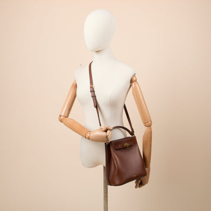 Mulberry Bucket Bag Islington in Oak, Leather — Side View