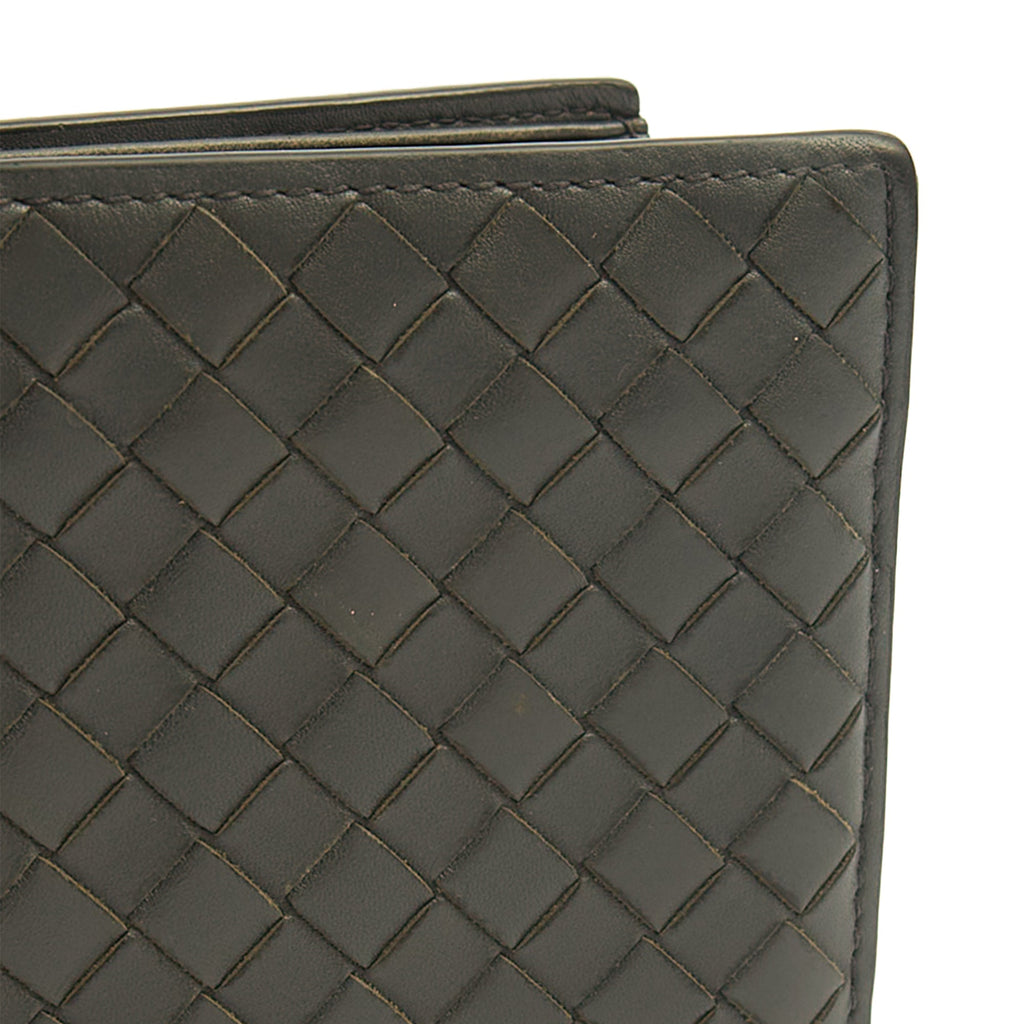 Bottega Veneta Wallet Bi-Fold Wallet in Black, Intrecciato Nappa — Lifestyle View