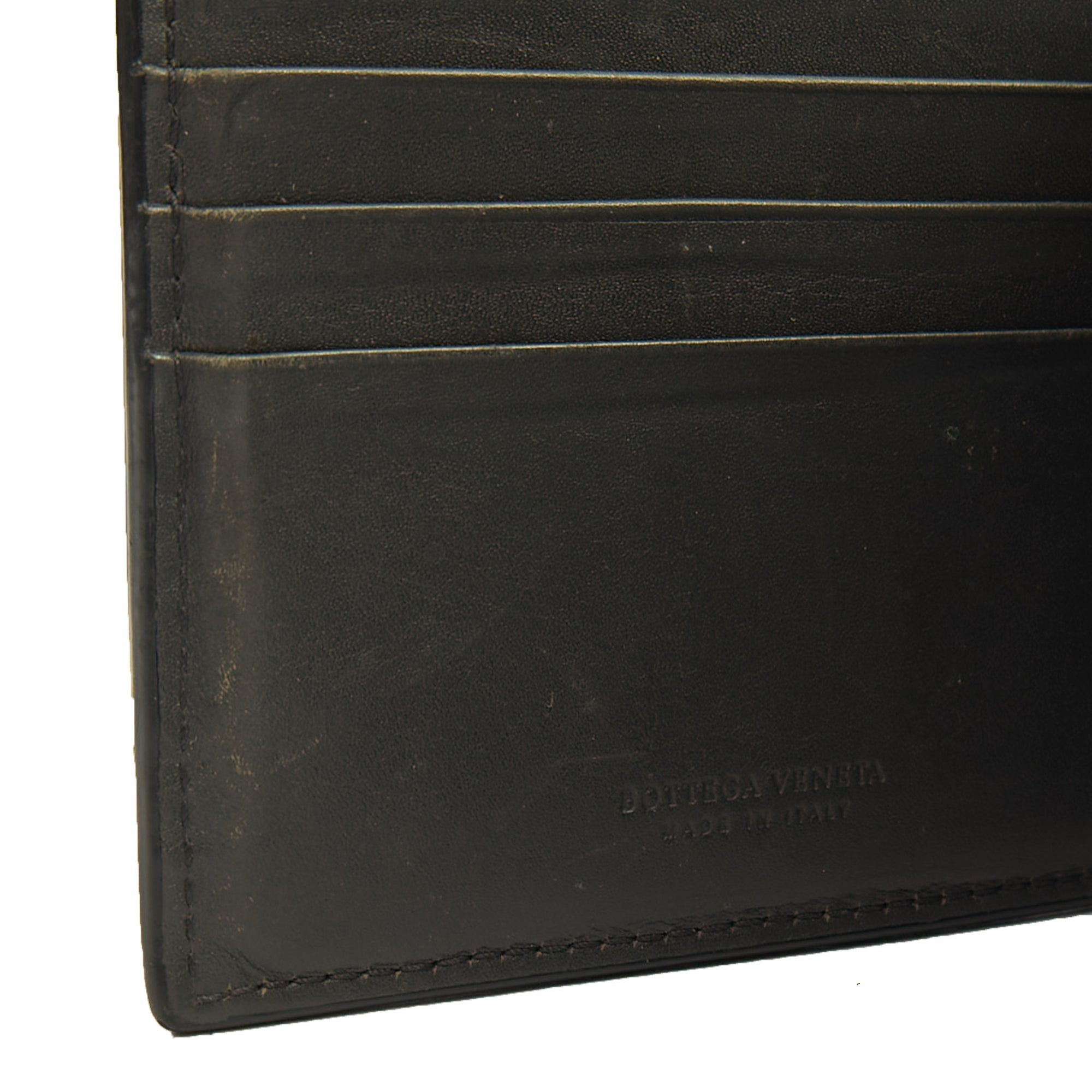 Bottega Veneta Wallet Bi-Fold Wallet in Black, Intrecciato Nappa — Detail View