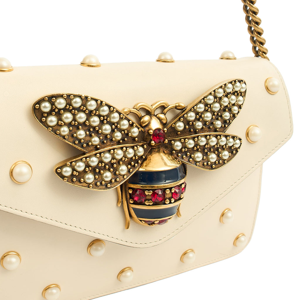Gucci Cross Body Queen Margaret in Cream, Leather — Detail View