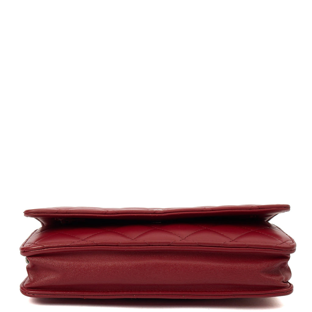 Chanel Cross Body Wallet on Chain in Red, Lambskin Leather — Detail View