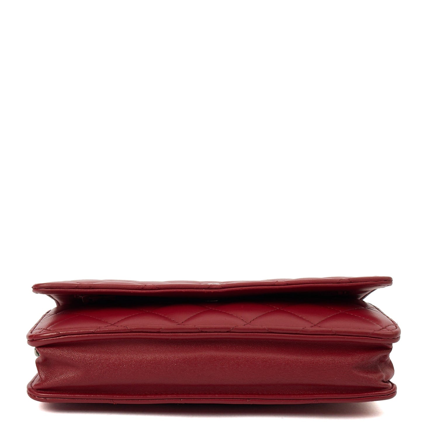 Chanel Cross Body Wallet on Chain in Red, Lambskin Leather — Detail View