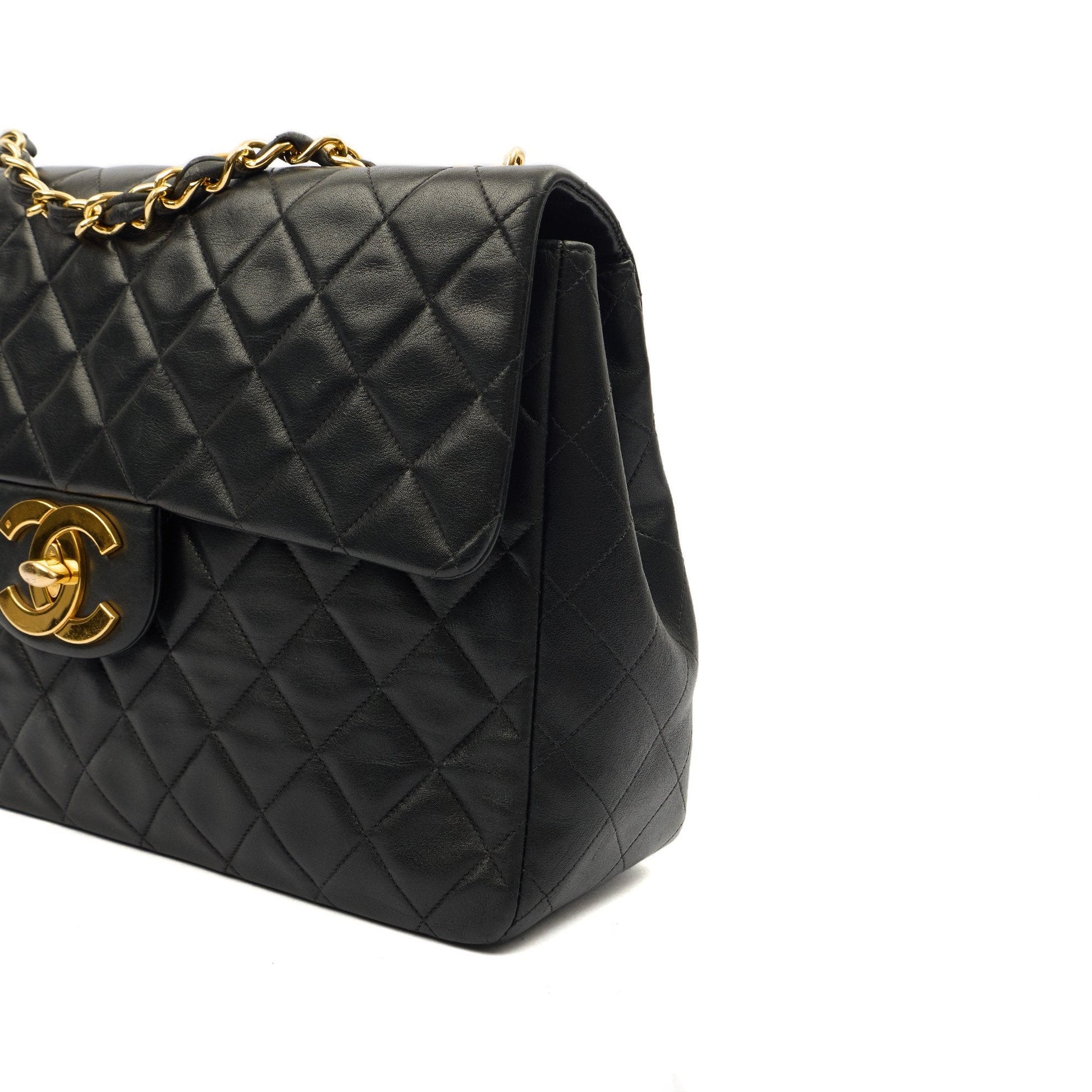 Chanel Shoulder Bag Maxi Jumbo XL in Black, Lambskin Leather — Alternate View 7